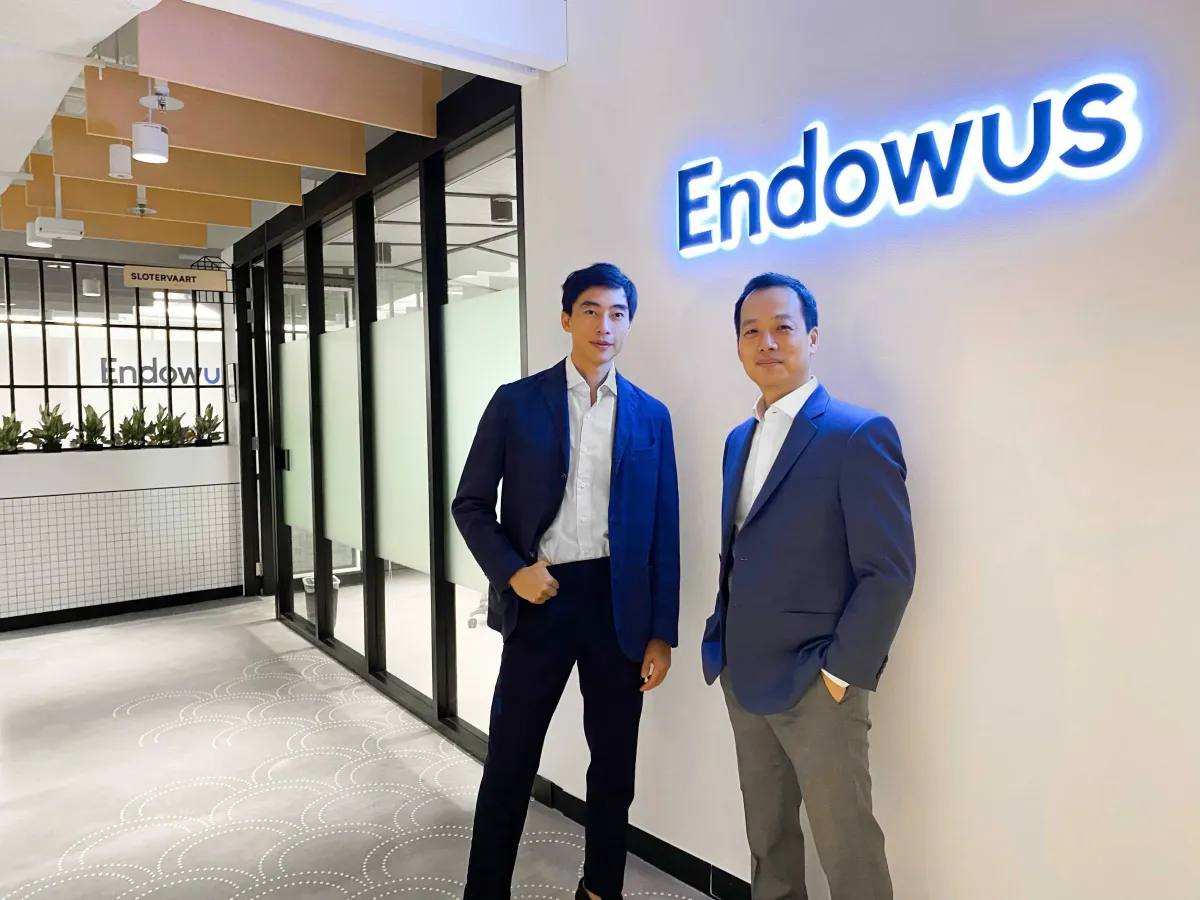 Photo of Endowus's founders, Gregory Van and Samuel Rhee at their office